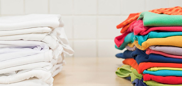 Phân loại quần áo theo từng chất liệu khi giặt ủi